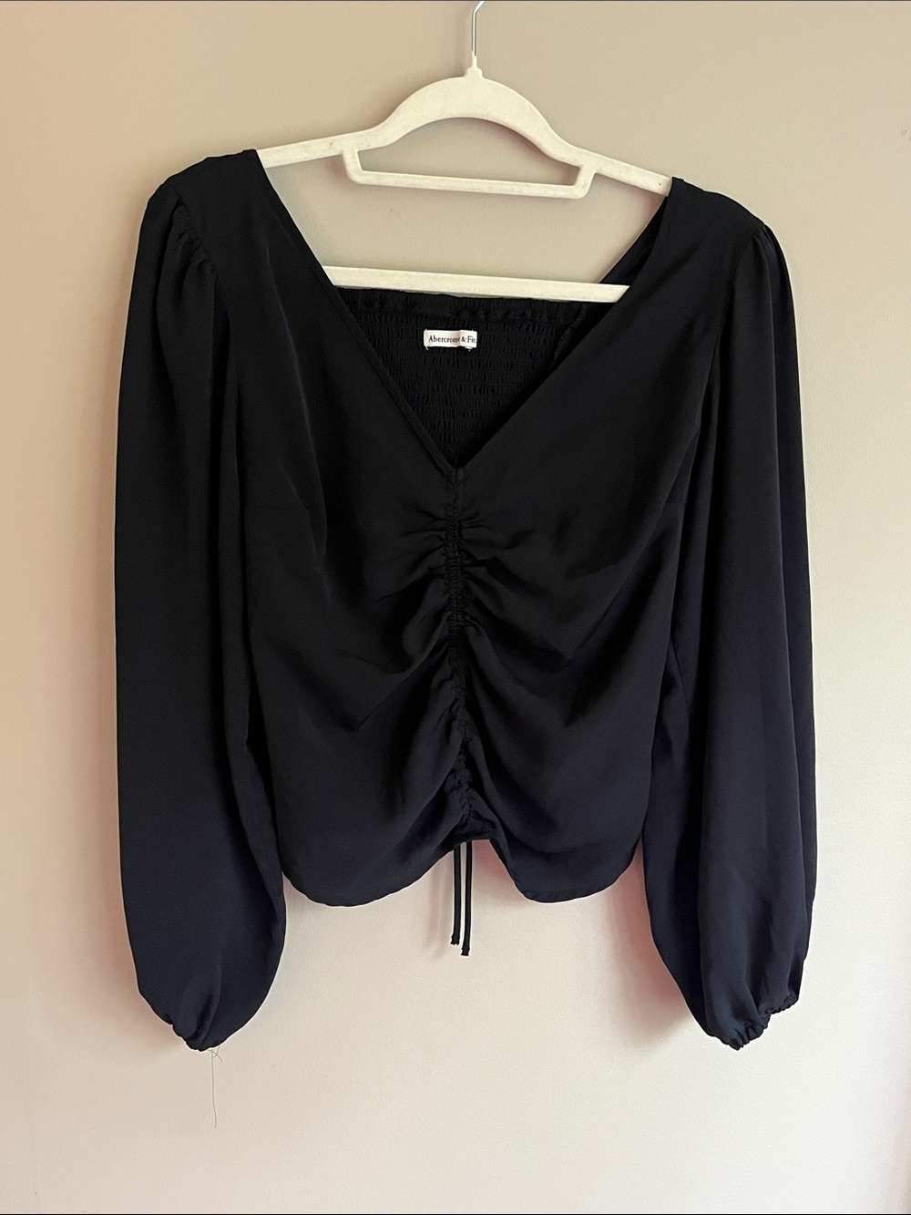 Abercrombie & Fitch black satin long puff sleeve cinched front blouse medium
